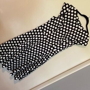 Cute, vintage looking black/white polka dot dress.   Size large